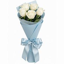 Букет 5 Белых роз Проуд в Каясуле