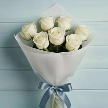 Букет 7 Белых роз Эдлесс Лав в Каясуле