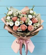 Букет цветов из:  Розы, Альстромерии и Лизиантусы в Каясуле