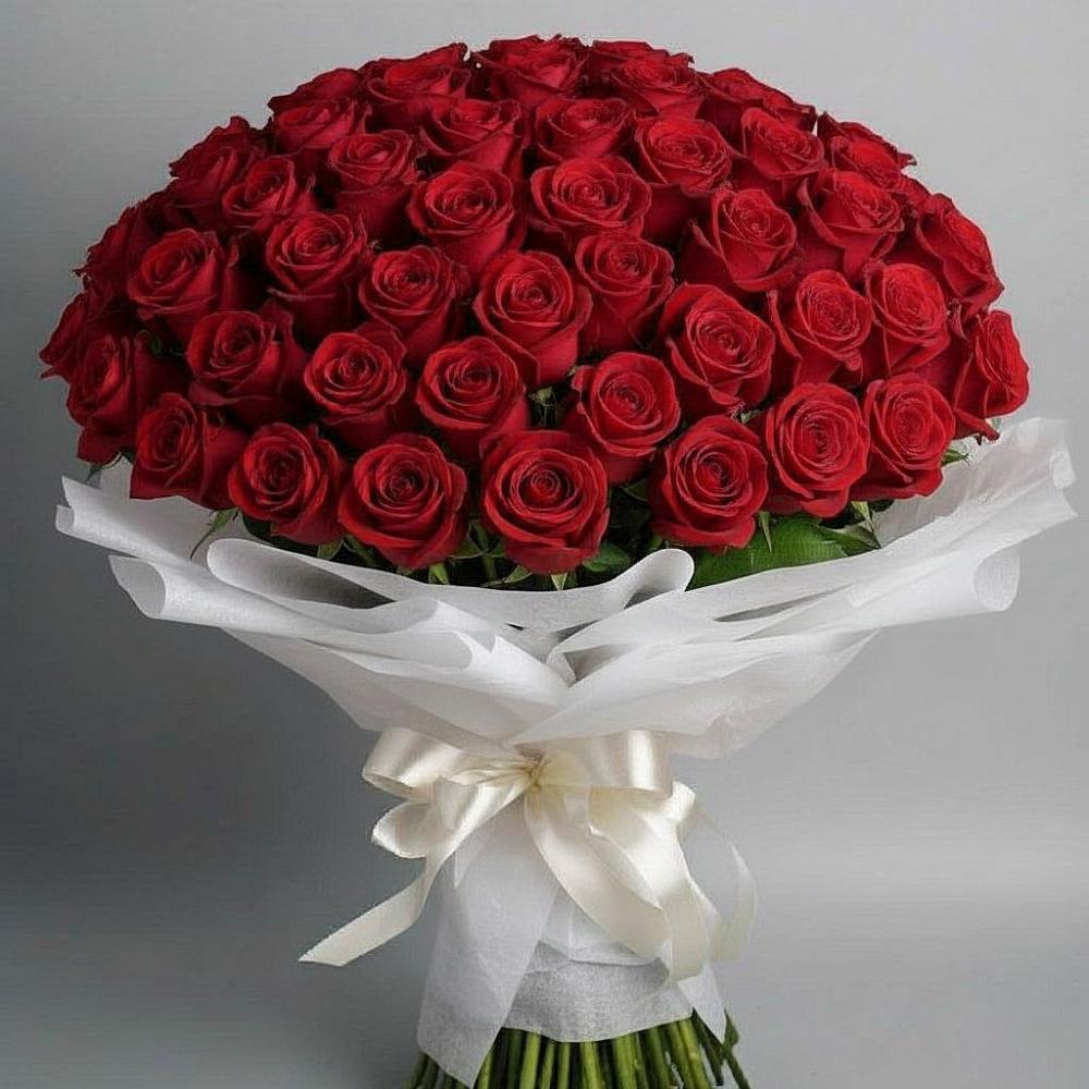Букет 101 Красная роза Блэк Мэджик в Каясуле