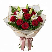 Букет цветов из:  Лилии и Розы в Каясуле