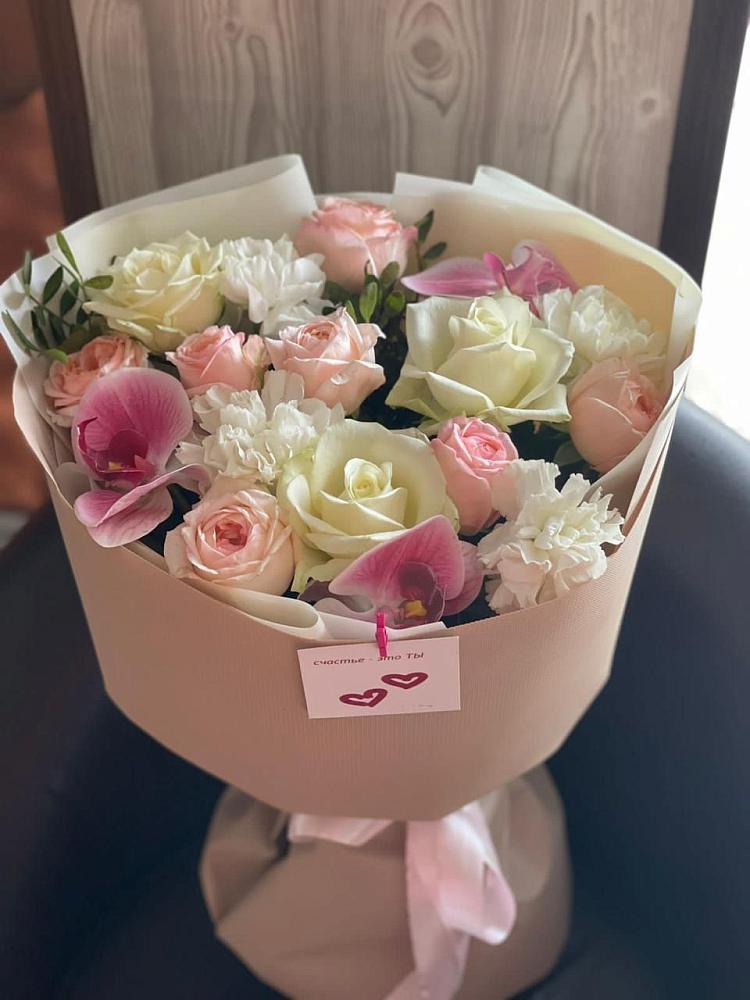 Букет цветов из: Орхидеи, Розы и Гвоздики в Каясуле