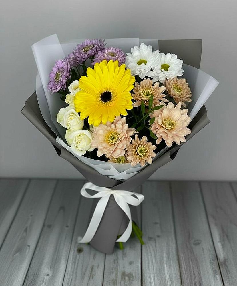 Букет цветов из: Розы, Герберы и Хризантемы в Каясуле