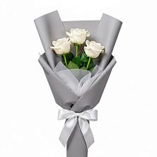 Букет 3 белые розы в Каясуле