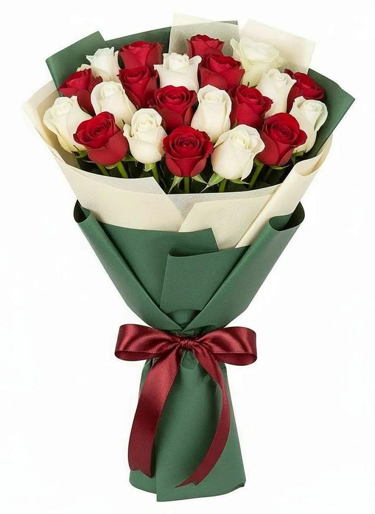 Букет Микс из красных и белых роз в Каясуле