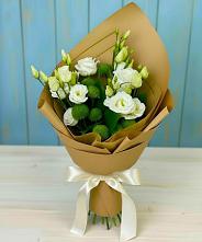 Букет цветов из:  Хризантемы и Лизиантусы в Каясуле