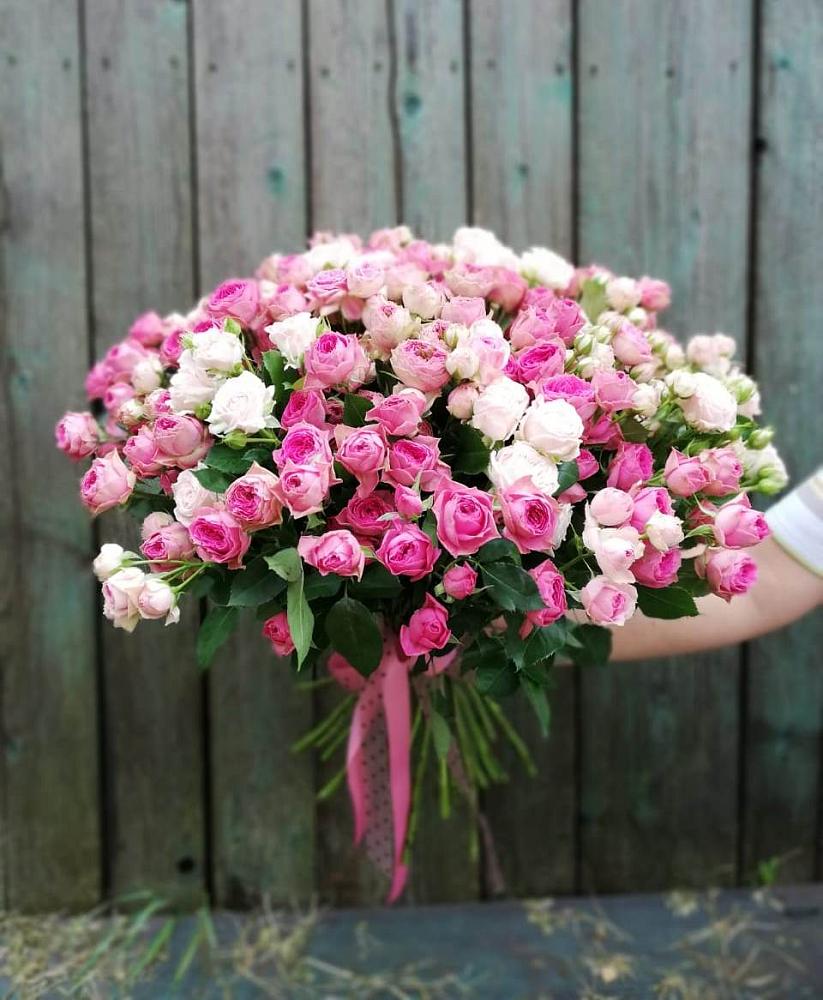 Букет Розовые кустовые розы Натали и Лав Лидия в Каясуле