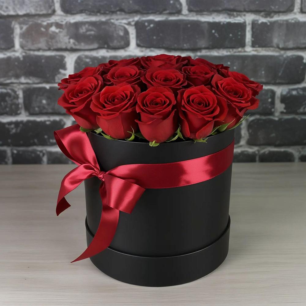 Цветочная композиция из Розы в шляпной коробке в Каясуле