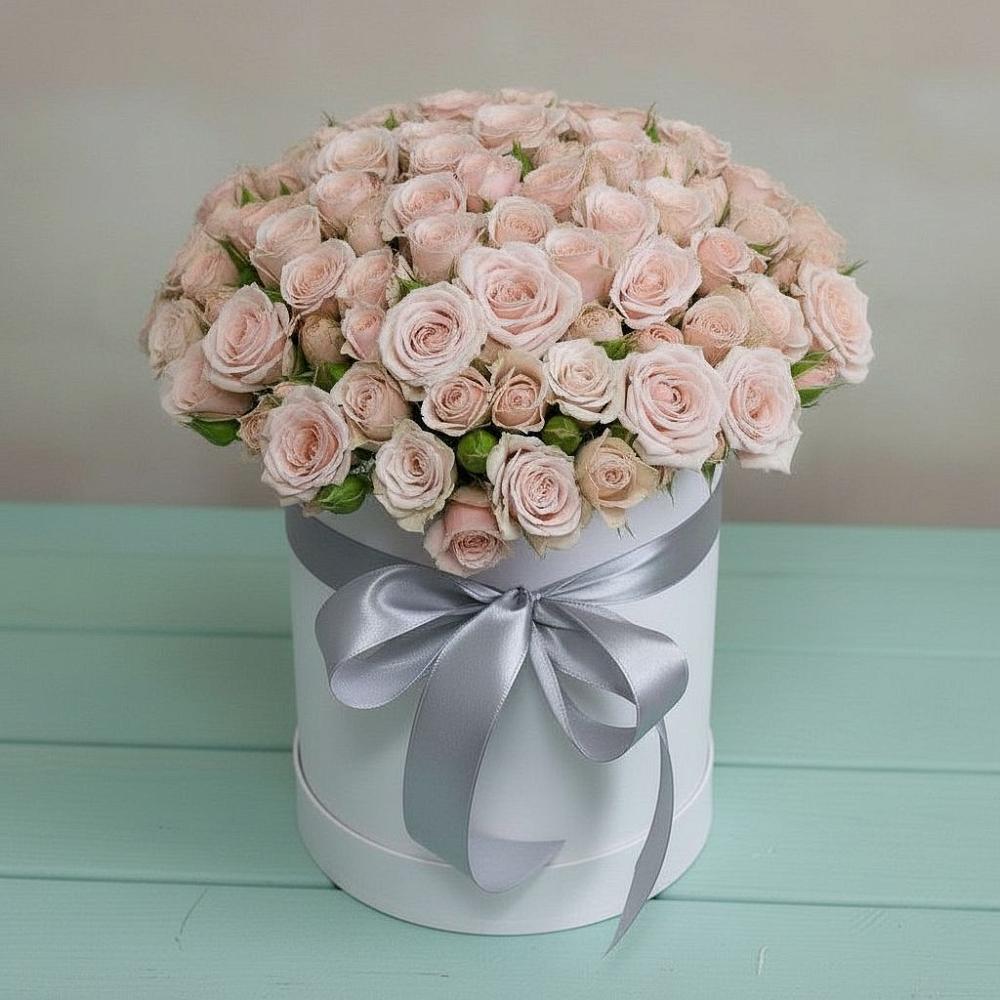 Цветочная композиция из Розы в шляпной коробке в Каясуле